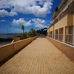 T1 Sea & Pool