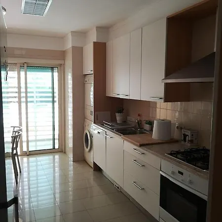 T1 Sea & Pool Apartment Caxias